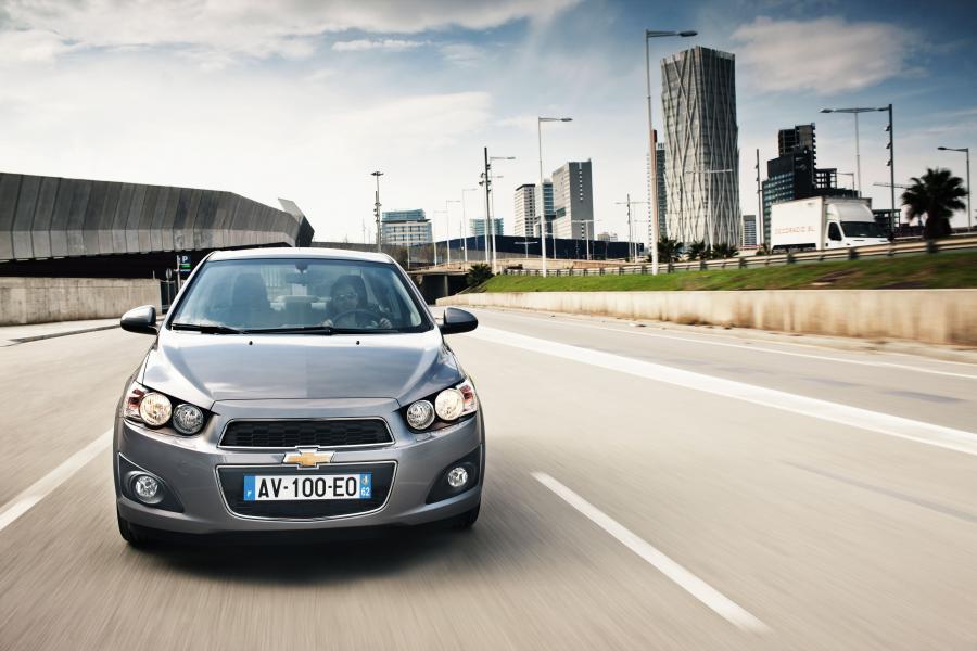  Chevrolet Aveo Sedan 2011 года  (фото 32 из 58)